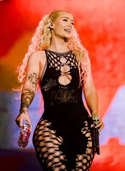 Iggy azuela onlyfans: vale a pena? review completa